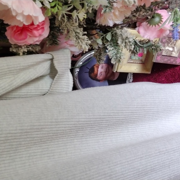 Duster Cardigan in Ecru Color - Picture 5 of 10